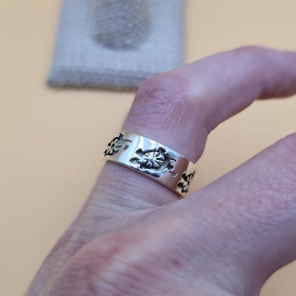 Size 7.25 Sterling Silver Cute Turtles Hefty Band Ring A5430 - Picture 4 of 9